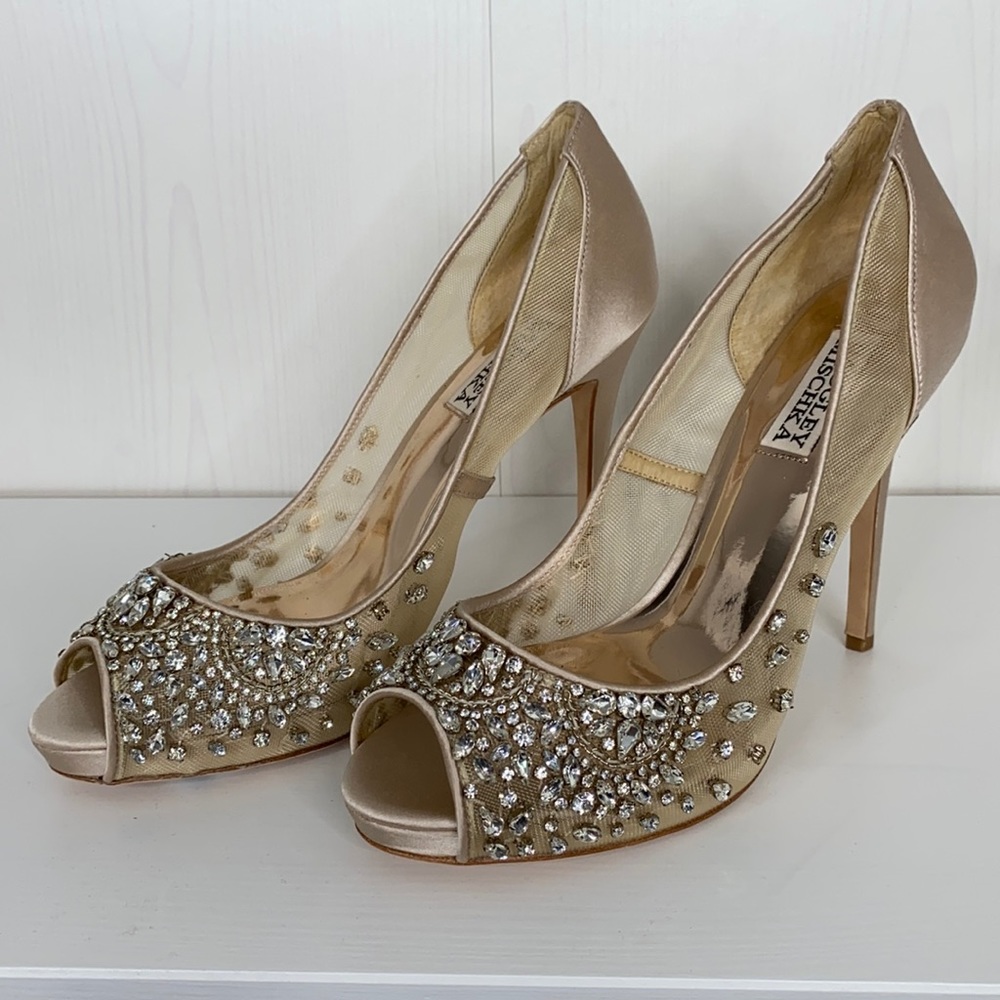 Badgley Mischka Pepper- Latte Satin Heels 7.5